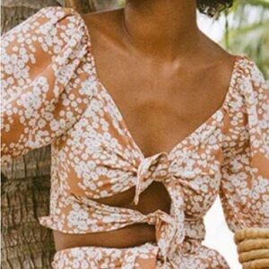 Sabo Skirt Floral Tie-Front Top in Brown and White